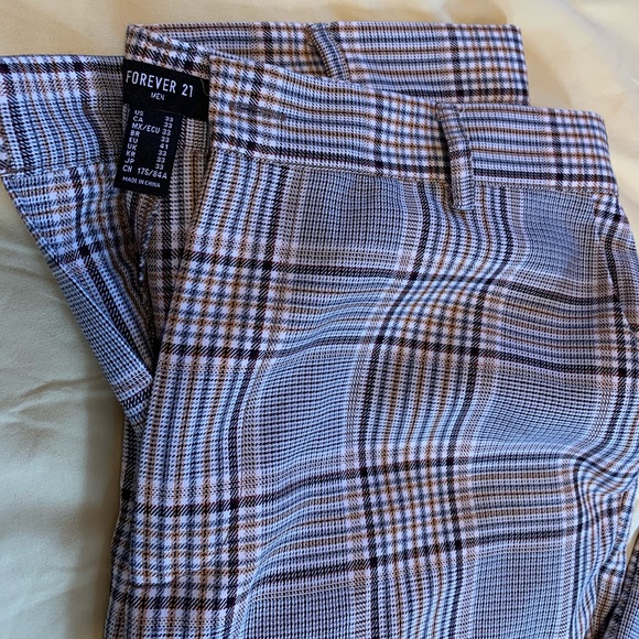 Pants - Picture 3 of 6